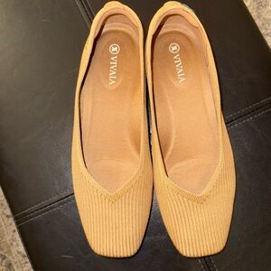 Women's Tan Flats
